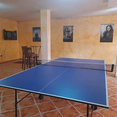 Maravillosa Con Piscina, Barbacoa Y Zona De Juegos
